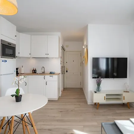 Apartament Oceanview, Beachfront 15 Min From Malaga Downtown